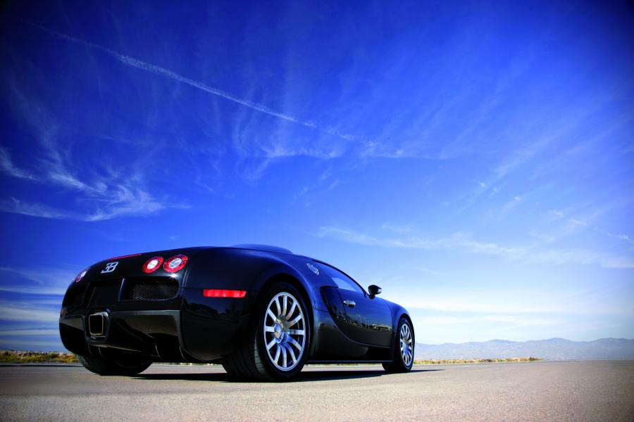  Bugatti Veyron 16.4 Centenaire 2009 года  (фото 112 из 130)